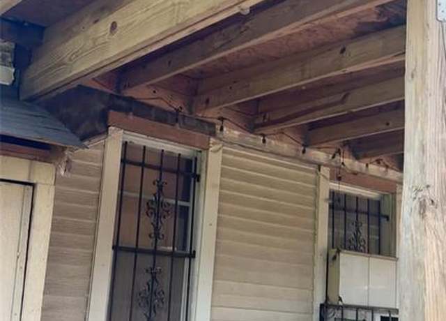 Property at 241 Owens St, Houston, TX 77029, 2 beds, 1 bath