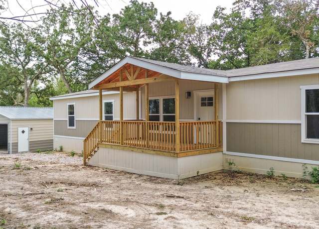 Property at 3332 Fm 1697, Ledbetter, TX 78946, 4 beds, 2 baths