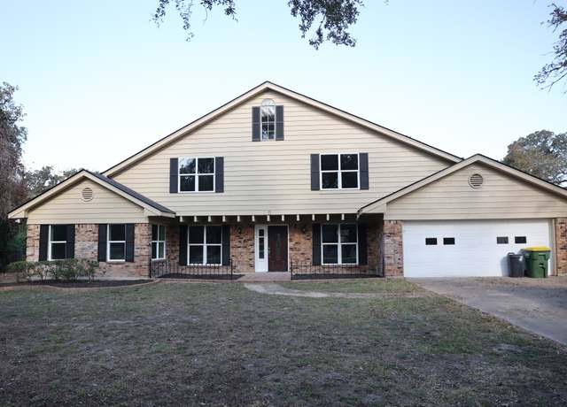 Property at 15 Sammy Snead Dr, Normangee, TX 77871, 5 beds, 4 baths