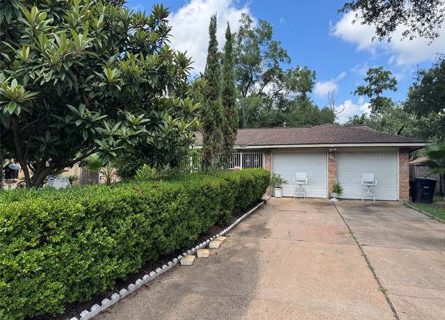 Property at 9227 Vanwood St, Houston, TX 77040, 3 beds, 1.5 baths