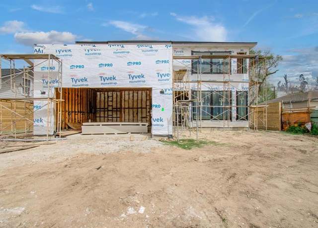 Property at 7006 Schiller St, Houston, TX 77055, 4 beds, 5 baths
