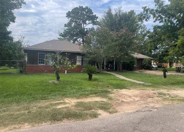 Property at 504 S Bonham, Cleveland, TX 77327, 4 beds, 3 baths