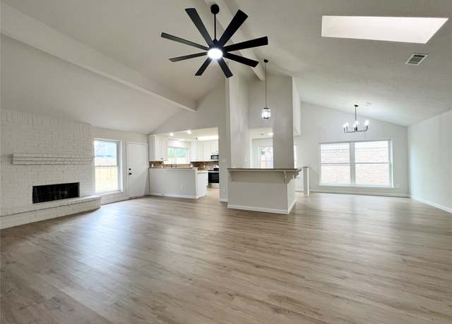 Property at 25803 Wingfield Ln, Spring, TX 77373, 3 beds, 2 baths