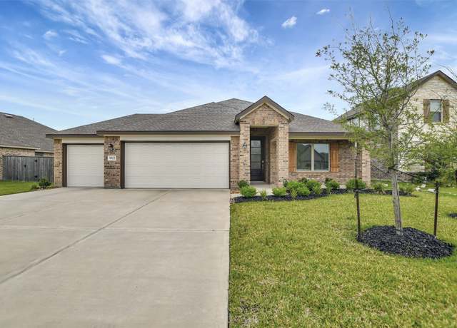 Property at 9522 Twilight Briar Ln, Baytown, TX 77521, 4 beds, 2 baths