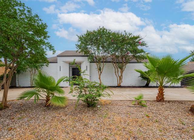Property at 11514 Lakeside Place Dr, Houston, TX 77077, 3 beds, 3 baths
