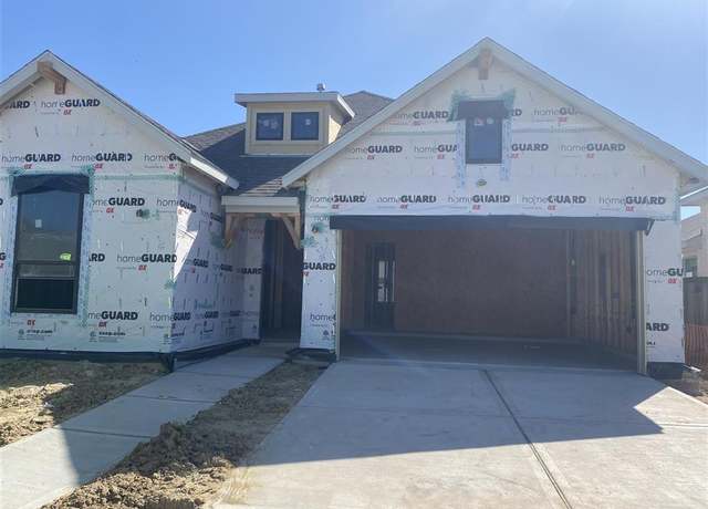 Property at 12335 Palmetto Dr, Mont Belvieu, TX 77523, 4 beds, 3 baths