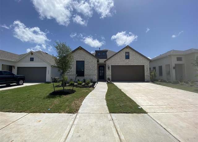 Property at 12335 Palmetto Dr, Mont Belvieu, TX 77523, 4 beds, 3 baths