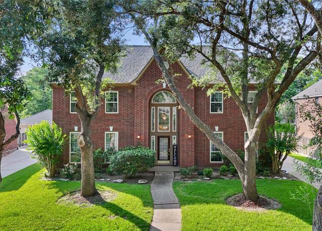 Property at 1711 Alcorn Bayou Dr, Sugar Land, TX 77479, 4 beds, 3.5 baths
