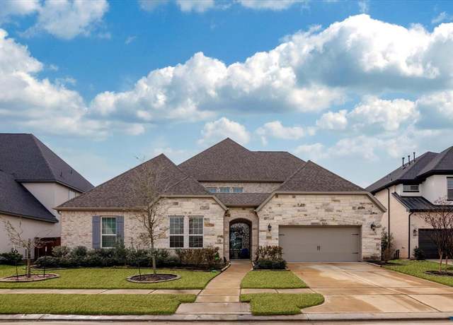 Property at 6919 Shoreline View Dr, Katy, TX 77493, 4 beds, 4.5 baths