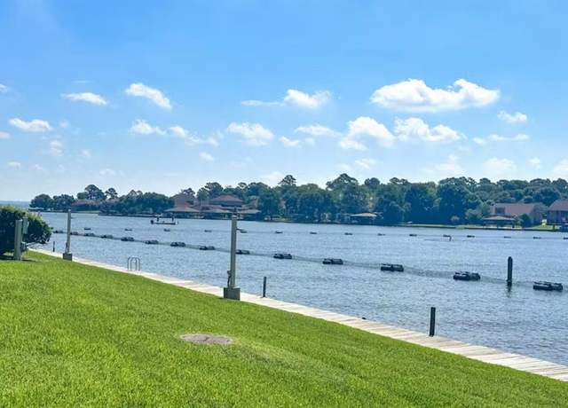 Property at 55 April Point S Dr S, Montgomery, TX 77356, 3 beds, 2.5 baths