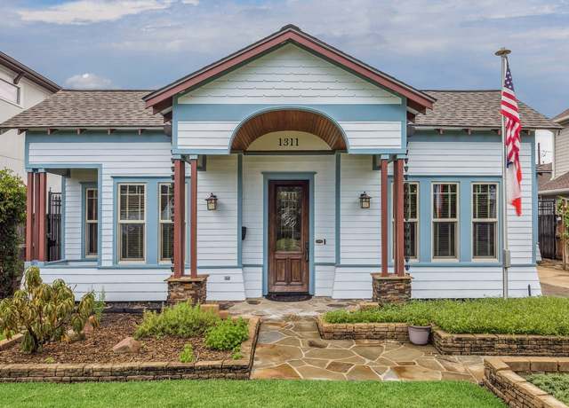 Property at 1311 Chippendale Rd, Houston, TX 77018, 3 beds, 2.5 baths