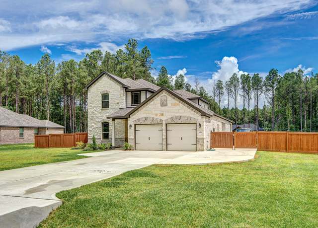 Property at 1563 Road 66114, Dayton, TX 77535, 4 beds, 3.5 baths