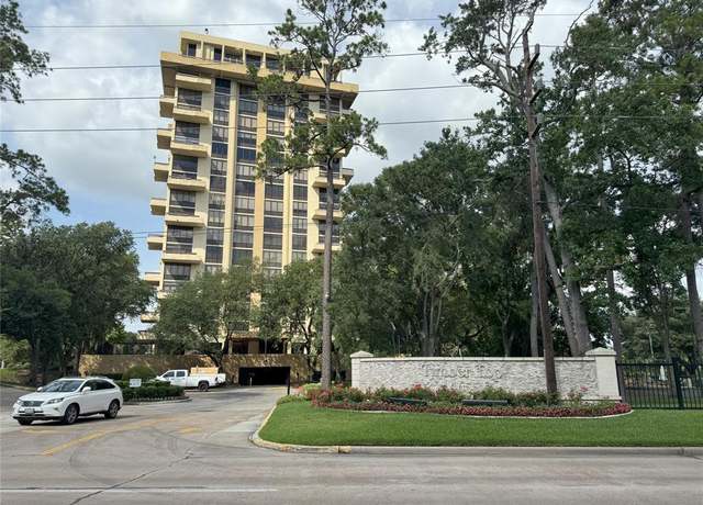 Property at 14655 Champion Forest Dr #403, Houston, TX 77069, 3 beds, 2.5 baths
