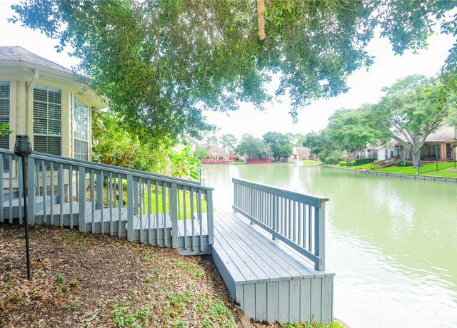 Property at 1210 Spinnaker Way, Sugar Land, TX 77498, 3 beds, 2 baths