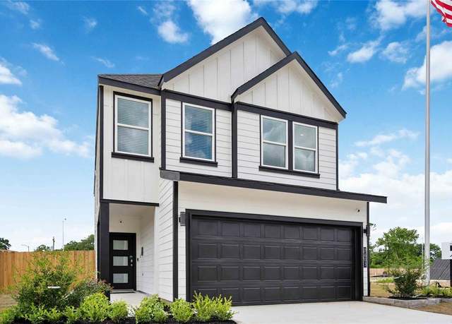 Property at 7807 Inwood Hills Ln, Houston, TX 77088, 3 beds, 2.5 baths