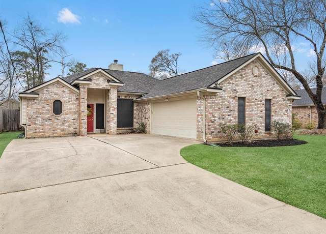 Property at 111 Oakmont Dr, Conroe, TX 77301, 3 beds, 2 baths