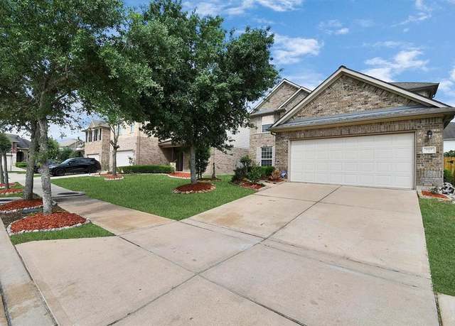 Property at 6315 Bain Dr, Missouri City, TX 77459, 5 beds, 3.5 baths