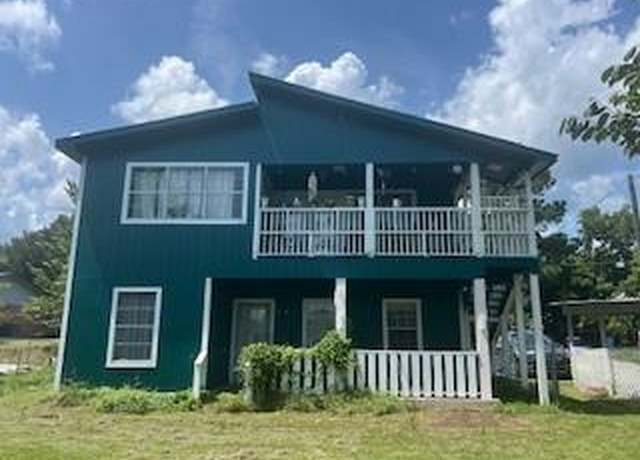 Property at 144 Pecan Cv, Onalaska, TX 77360, 4 beds, 2.5 baths