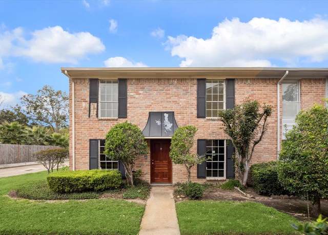 Property at 14716 Perthshire Rd Unit E, Houston, TX 77079, 4 beds, 2.5 baths