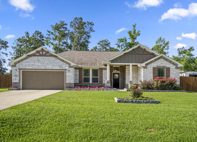 Property at 16070 Deer Pines Dr, Conroe, TX 77303, 4 beds, 2 baths
