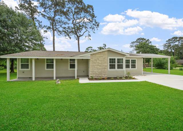 Property at 5117 Winding Way Way, Dickinson, TX 77539, 3 beds, 2 baths