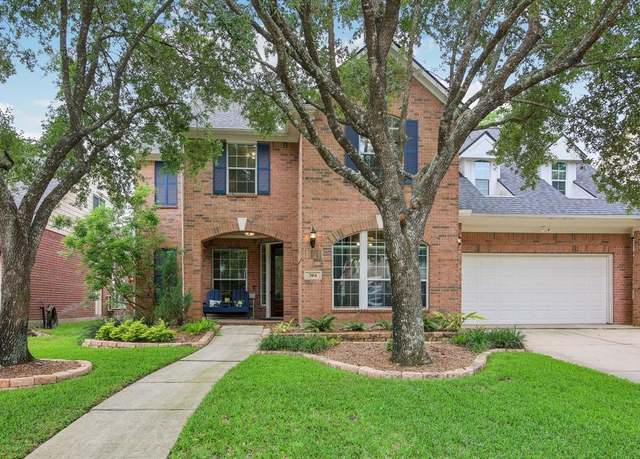 Property at 7414 Auburn Oak Trl, Humble, TX 77346, 5 beds, 3.5 baths