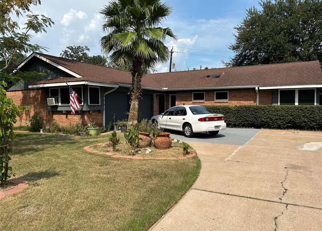 Property at 2401 Peach Ln, Pasadena, TX 77502, 4 beds, 2 baths