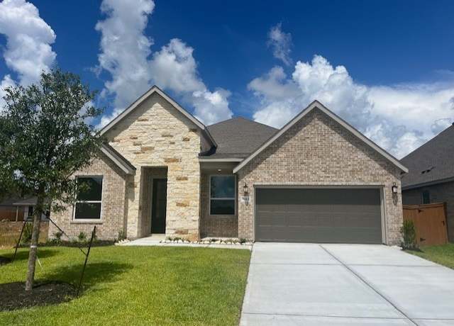 Property at 3013 Mariner Island Dr, Texas City, TX 77568, 4 beds, 3.5 baths