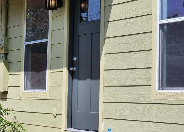 Property at 1719 Adina St, Austin, TX 78721, 3 beds, 1 bath
