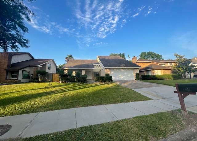 Property at 7507 Timberway Ln, Houston, TX 77072, 5 beds, 3 baths
