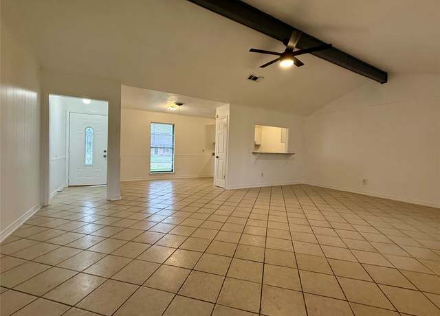 Property at 2305 Buchanan Dr, Baytown, TX 77520, 3 beds, 2 baths