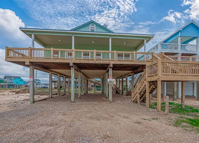Property at 13111 Gulf Beach Dr, Freeport, TX 77541, 3 beds, 2.5 baths