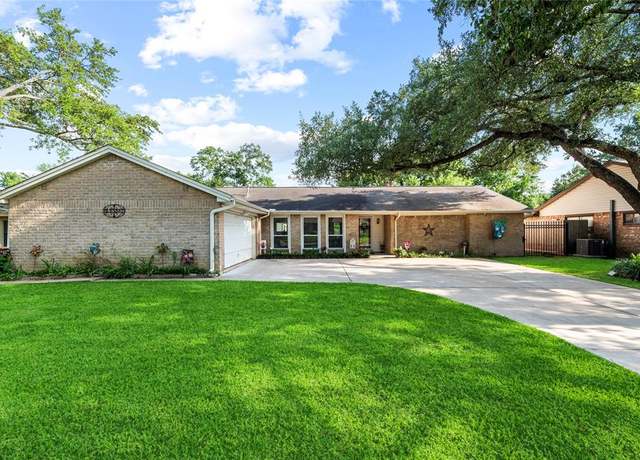 Property at 12315 Aste Ln, Houston, TX 77065, 4 beds, 2 baths
