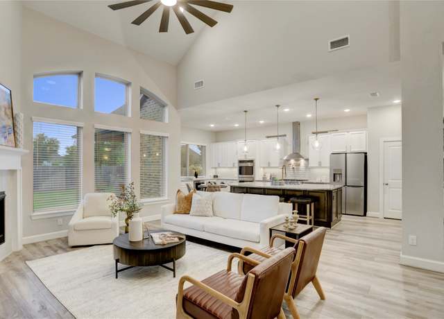 Property at 10106 Napier Dr, Iowa Colony, TX 77583, 4 beds, 3 baths
