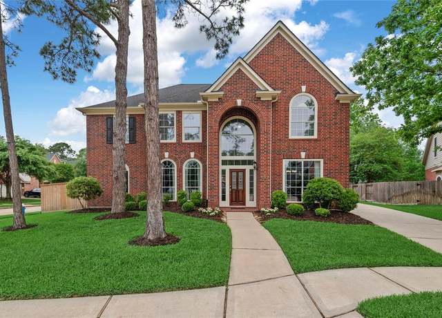 Property at 13903 Hurstfield Pointe Ct, Cypress, TX 77429, 4 beds, 3.5 baths