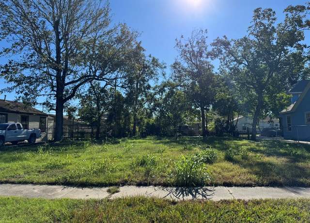 Property at 1712 Utah St, Baytown, TX 77520