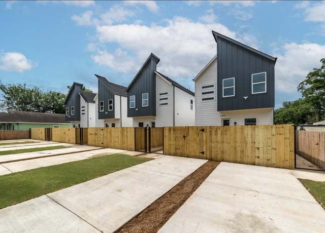 Property at 2704 Bostic St, Houston, TX 77093, 4 beds, 4 baths