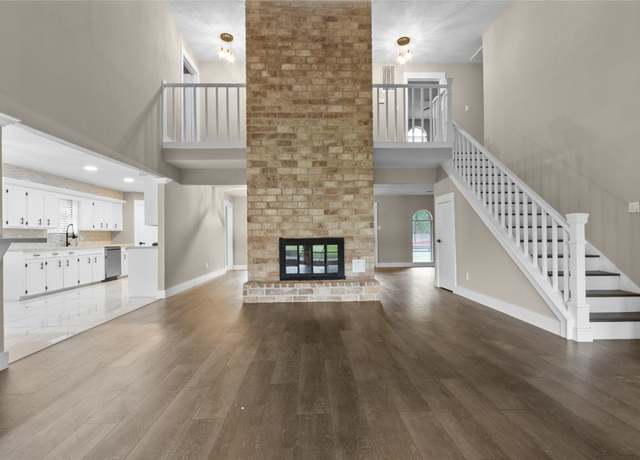 Property at 11538 Sagecanyon Dr, Houston, TX 77089, 5 beds, 3.5 baths