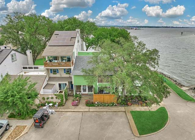Property at 2012 Lakewood Ct, Willis, TX 77318, 4 beds, 4 baths