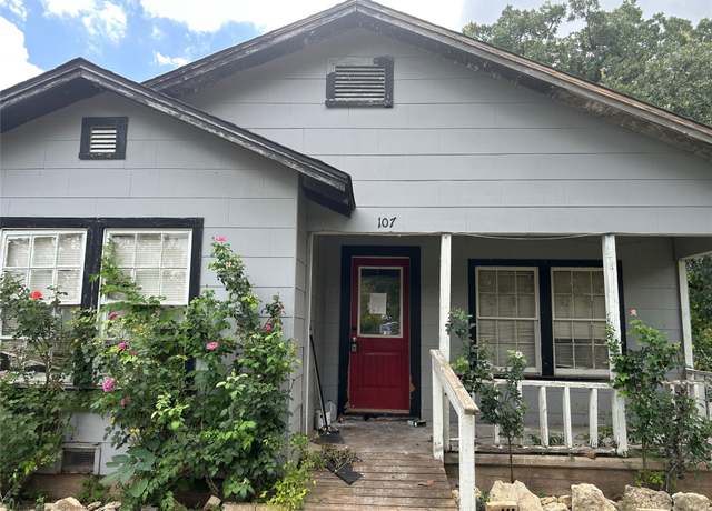 Property at 107 Russell St, Liberty Hill, TX 78642, 2 beds, 1 bath
