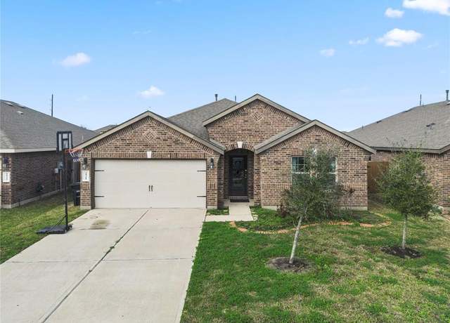 Property at 18318 Grayson Bluff Way, Richmond, TX 77407, 4 beds, 2 baths