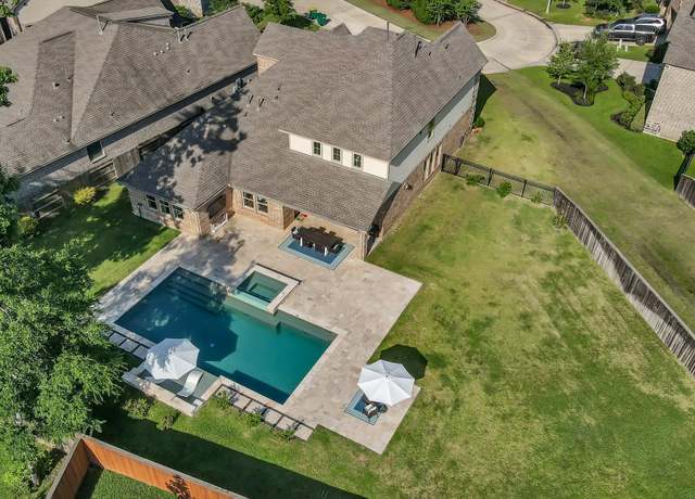 Property at 414 Rowan Pine Ct, Conroe, TX 77304, 4 beds, 3.5 baths