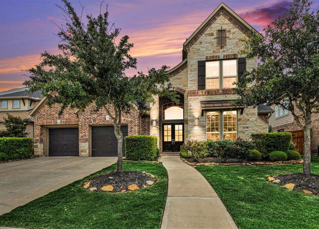 Property at 28622 Mountain Timber Ct, Fulshear, TX 77441, 5 beds, 4.5 baths