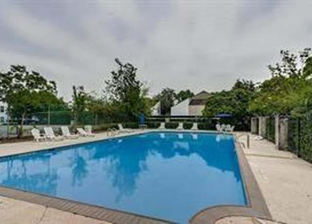 Property at 10053 Westpark Dr #313, Houston, TX 77042, 1 bed, 1 bath