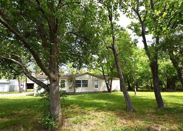 Property at 3417 Kenning Rd, Crosby, TX 77532, 3 beds, 2 baths