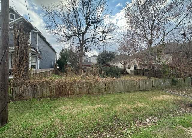 Property at 1418 W 24th St, Houston, TX 77008