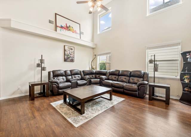 Property at 11134 Sun River Falls Dr, Humble, TX 77396, 4 beds, 2.5 baths