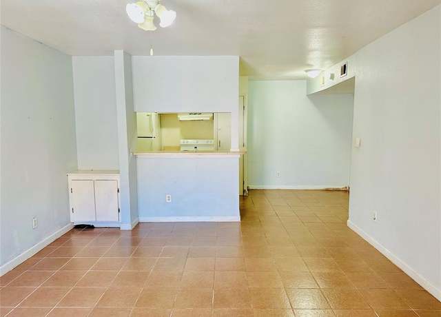 Property at 8901 S Braeswood Blvd #208, Houston, TX 77074, 1 bed, 1.5 baths
