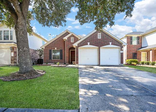Property at 1727 Mickle Creek Dr, Houston, TX 77049, 4 beds, 2 baths