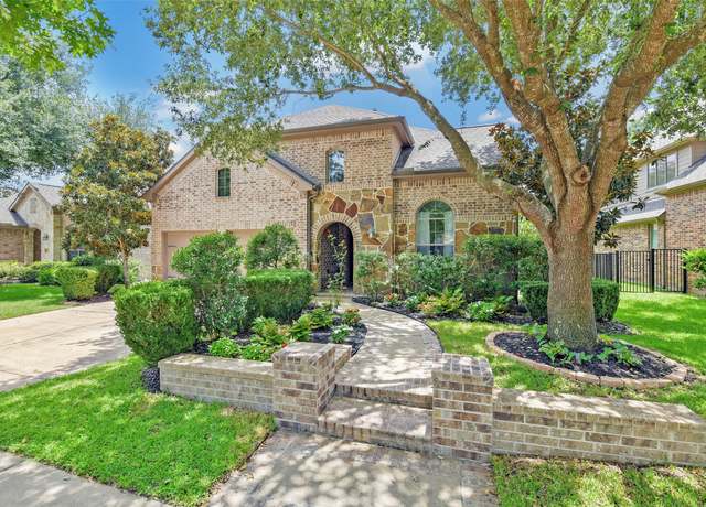 Property at 18415 Pin Oak Bend Dr, Cypress, TX 77433, 3 beds, 2.5 baths